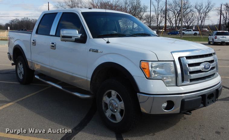 image for item DC0404 2011 Ford F150 XLT SuperCrew pickup truck