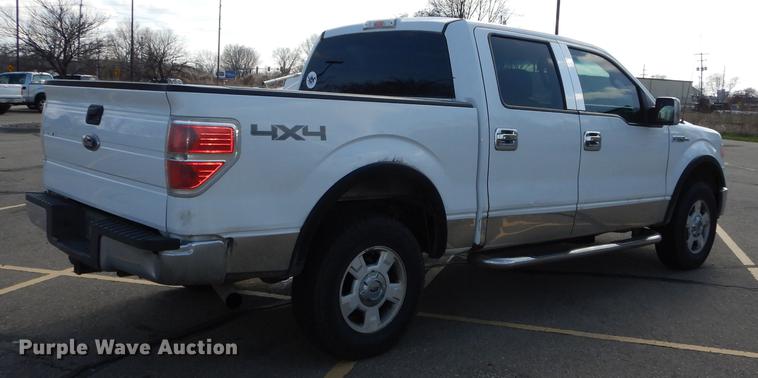image for item DC0404 2011 Ford F150 XLT SuperCrew pickup truck