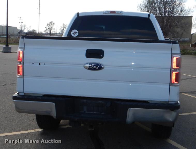image for item DC0404 2011 Ford F150 XLT SuperCrew pickup truck
