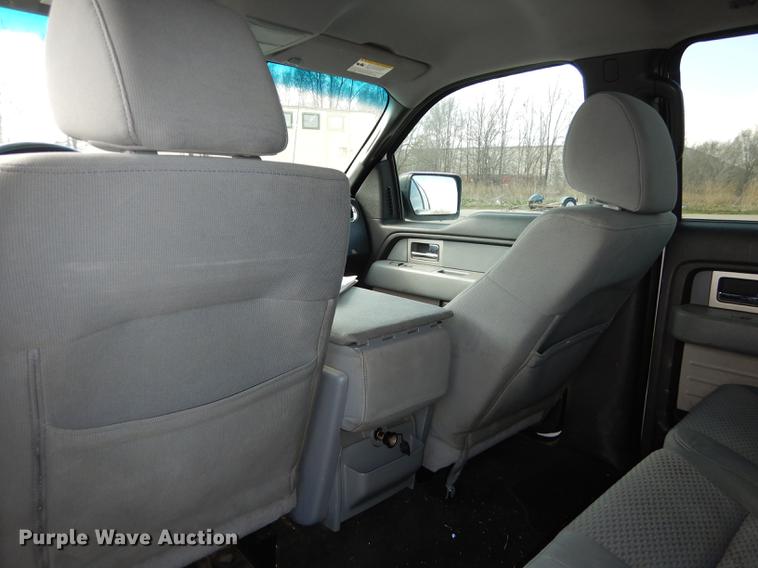 image for item DC0404 2011 Ford F150 XLT SuperCrew pickup truck