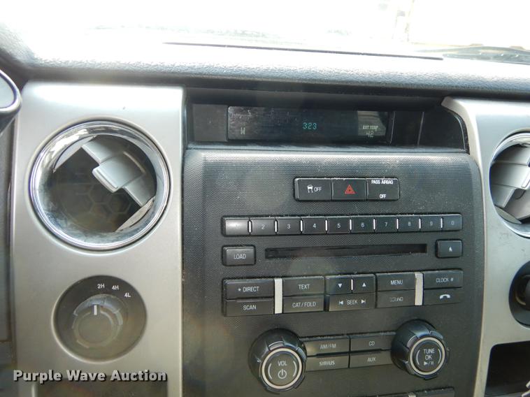 image for item DC0404 2011 Ford F150 XLT SuperCrew pickup truck