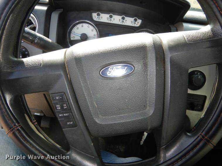 image for item DC0404 2011 Ford F150 XLT SuperCrew pickup truck