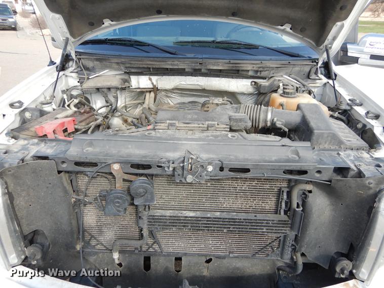 image for item DC0404 2011 Ford F150 XLT SuperCrew pickup truck