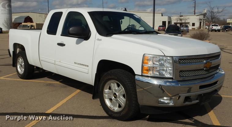 image for item DC0406 2012 Chevrolet Silverado 1500 Ext. Cab pickup truck