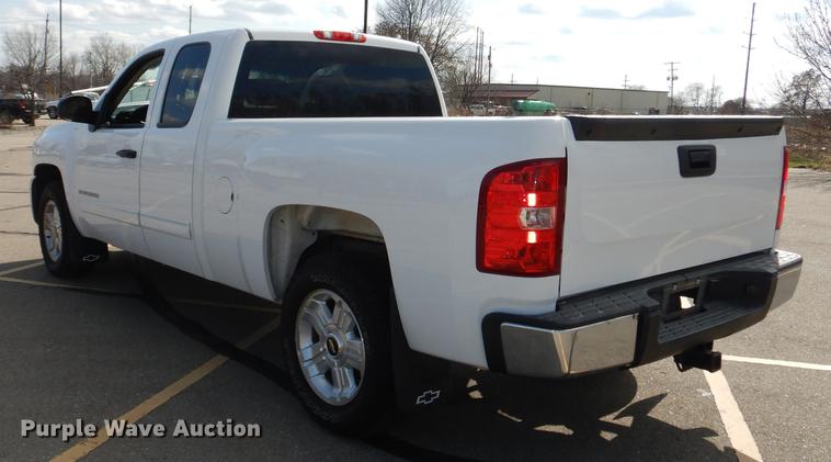 image for item DC0406 2012 Chevrolet Silverado 1500 Ext. Cab pickup truck