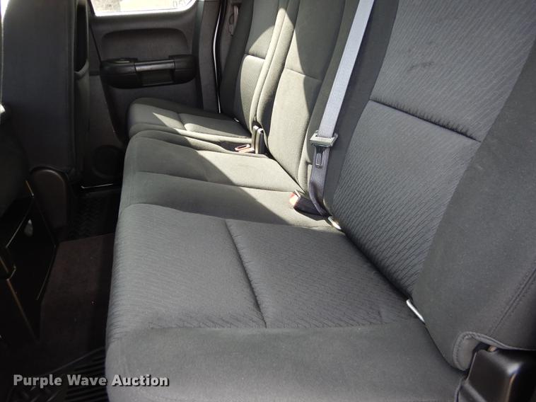 image for item DC0406 2012 Chevrolet Silverado 1500 Ext. Cab pickup truck