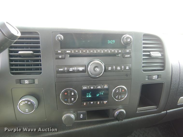 image for item DC0406 2012 Chevrolet Silverado 1500 Ext. Cab pickup truck