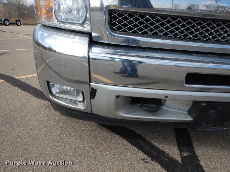 image for item DC0406 2012 Chevrolet Silverado 1500 Ext. Cab pickup truck