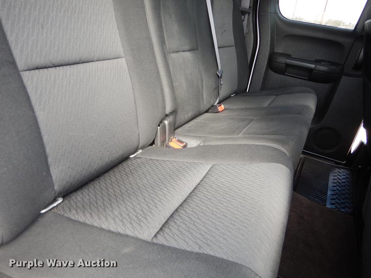 image for item DC0406 2012 Chevrolet Silverado 1500 Ext. Cab pickup truck