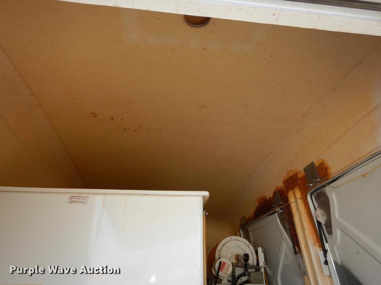 image for item DC0438 1996 Isuzu NPR applicator truck