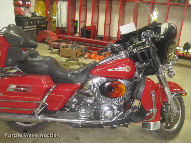 image for item DC2299 2007 Harley Davidson Ultra Classic Fire Fighter Special motorcycle