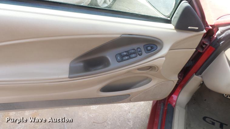 image for item DC3058 2003 Ford Mustang GT convertible