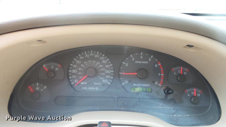 image for item DC3058 2003 Ford Mustang GT convertible