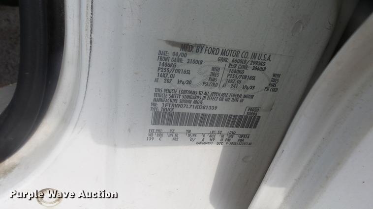 image for item DC3059 2001 Ford F150 SuperCrew pickup truck