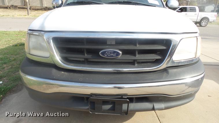 image for item DC3059 2001 Ford F150 SuperCrew pickup truck