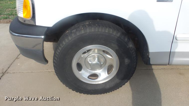 image for item DC3059 2001 Ford F150 SuperCrew pickup truck