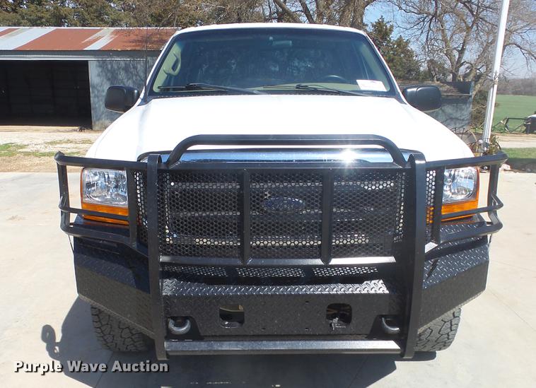 image for item DC3069 1999 Ford F250 Super Duty Crew Cab pickup truck