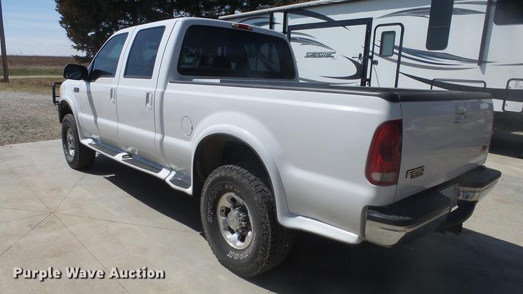 image for item DC3069 1999 Ford F250 Super Duty Crew Cab pickup truck