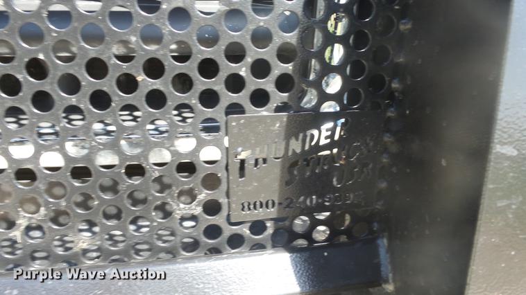 image for item DC3069 1999 Ford F250 Super Duty Crew Cab pickup truck