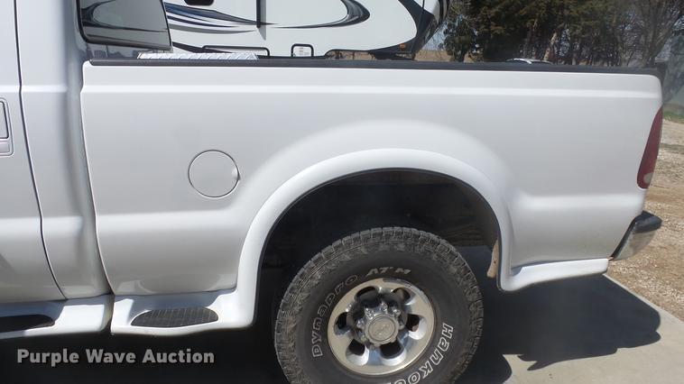 image for item DC3069 1999 Ford F250 Super Duty Crew Cab pickup truck