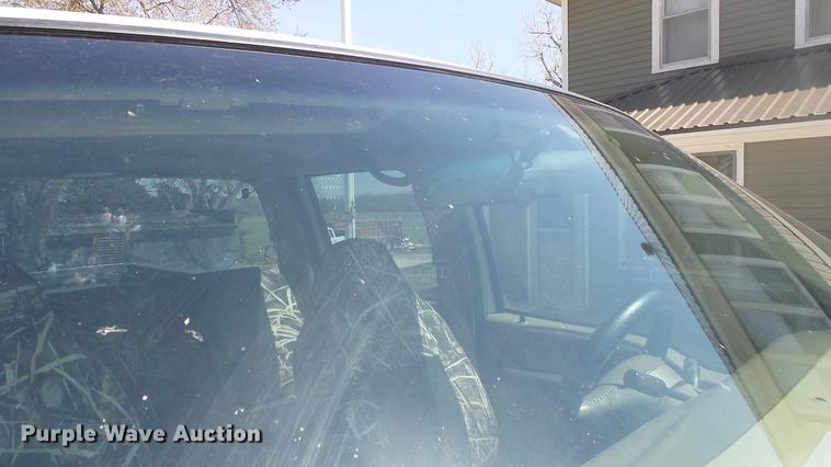 image for item DC3069 1999 Ford F250 Super Duty Crew Cab pickup truck