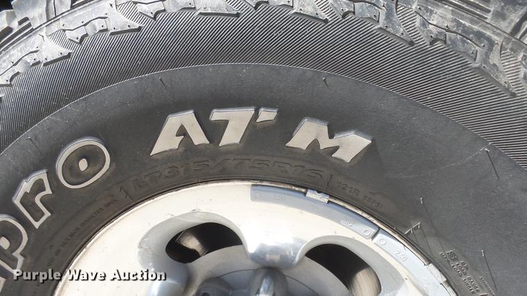 image for item DC3069 1999 Ford F250 Super Duty Crew Cab pickup truck