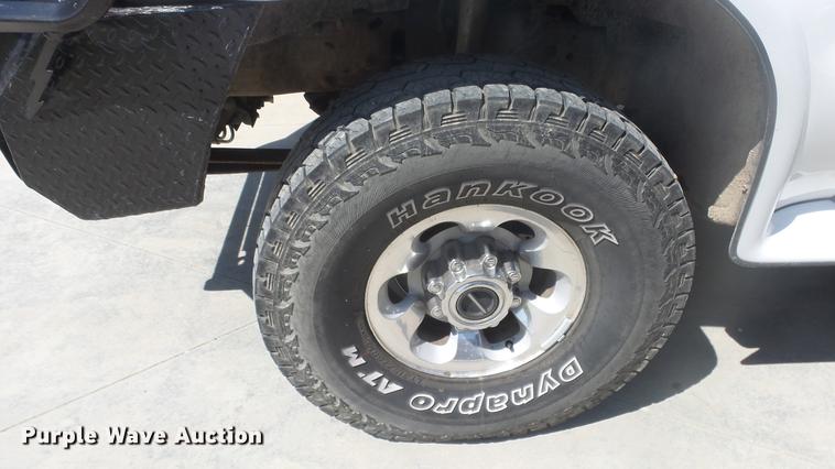 image for item DC3069 1999 Ford F250 Super Duty Crew Cab pickup truck