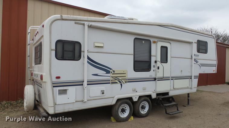 image for item DC3081 1999 Holiday Rambler Alumascape camper