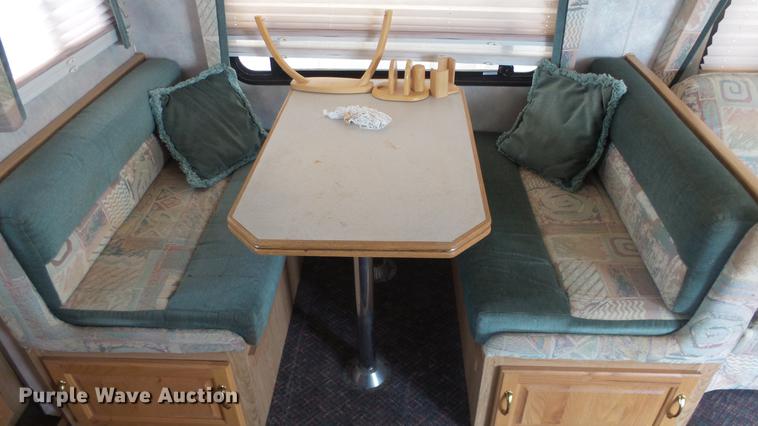 image for item DC3081 1999 Holiday Rambler Alumascape camper