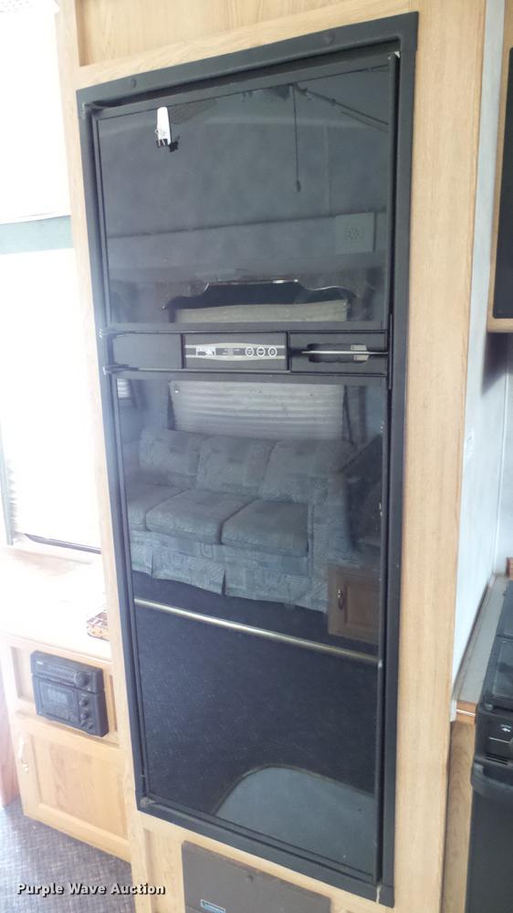 image for item DC3081 1999 Holiday Rambler Alumascape camper