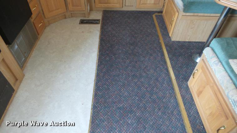 image for item DC3081 1999 Holiday Rambler Alumascape camper