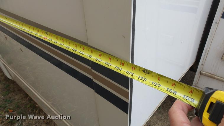 image for item DC3081 1999 Holiday Rambler Alumascape camper