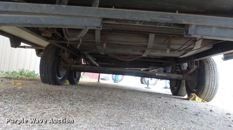 image for item DC3081 1999 Holiday Rambler Alumascape camper