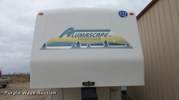 image for item DC3081 1999 Holiday Rambler Alumascape camper