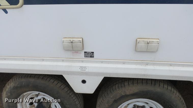 image for item DC3081 1999 Holiday Rambler Alumascape camper