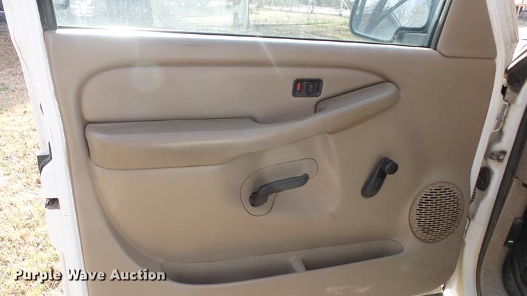 image for item DC3094 2007 Chevrolet Silverado 2500HD Ext. Cab pickup truck