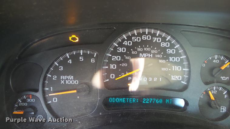 image for item DC3094 2007 Chevrolet Silverado 2500HD Ext. Cab pickup truck