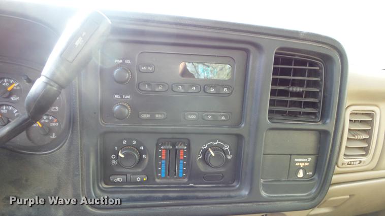 image for item DC3094 2007 Chevrolet Silverado 2500HD Ext. Cab pickup truck