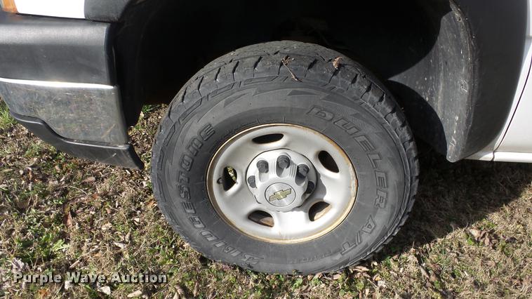 image for item DC3094 2007 Chevrolet Silverado 2500HD Ext. Cab pickup truck