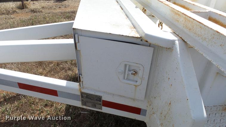 image for item DC3099 1997 Brooks PT92-6KXL pole trailer