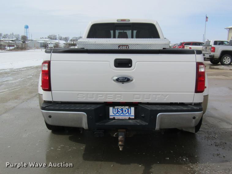 image for item DC4324 2014 Ford F350 Lariat Crew Cab pickup truck