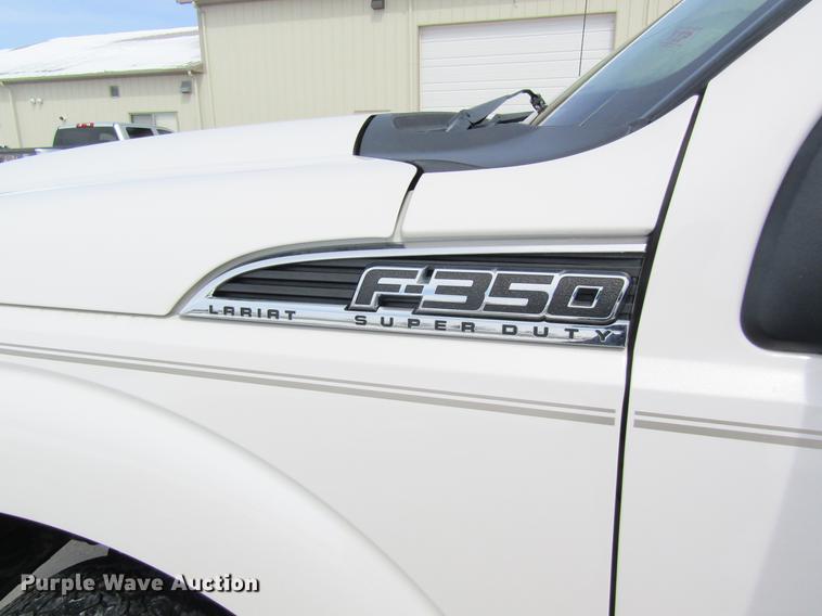 image for item DC4324 2014 Ford F350 Lariat Crew Cab pickup truck
