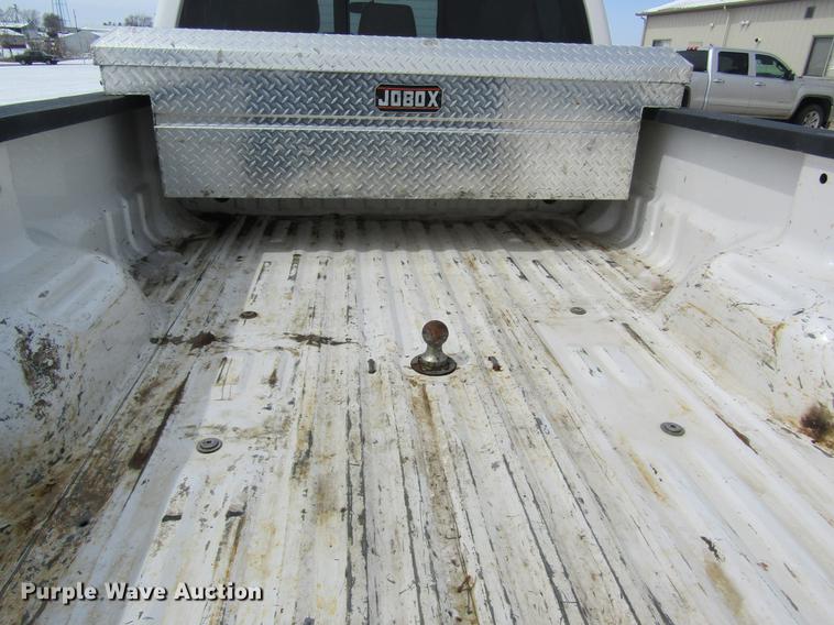 image for item DC4324 2014 Ford F350 Lariat Crew Cab pickup truck