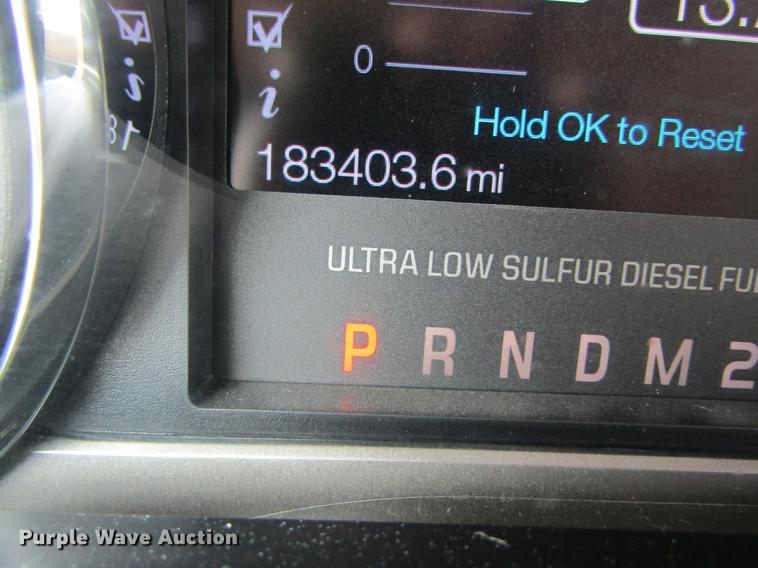 image for item DC4324 2014 Ford F350 Lariat Crew Cab pickup truck