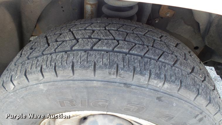 image for item DC5564 2012 Ford F250 Super Duty utility bed pickup truck