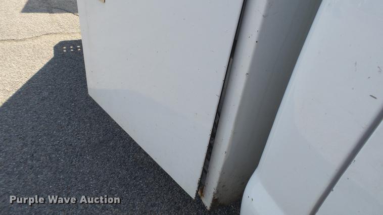 image for item DC5564 2012 Ford F250 Super Duty utility bed pickup truck