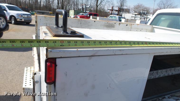 image for item DC5564 2012 Ford F250 Super Duty utility bed pickup truck