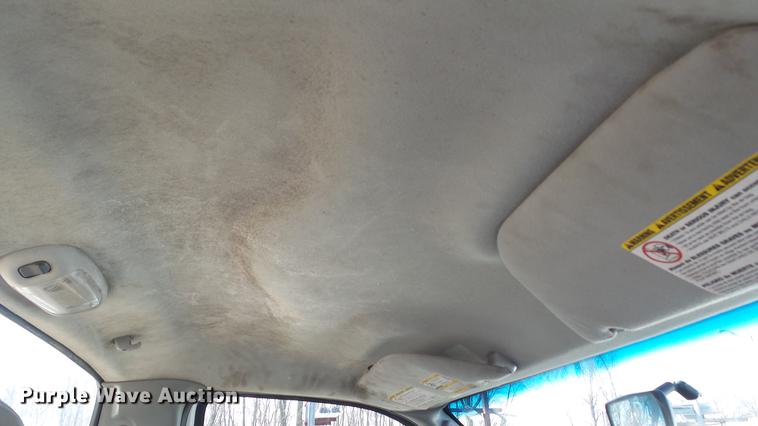 image for item DC5565 2006 Ford F250 Super Duty utility bed pickup truck