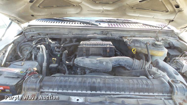 image for item DC5565 2006 Ford F250 Super Duty utility bed pickup truck