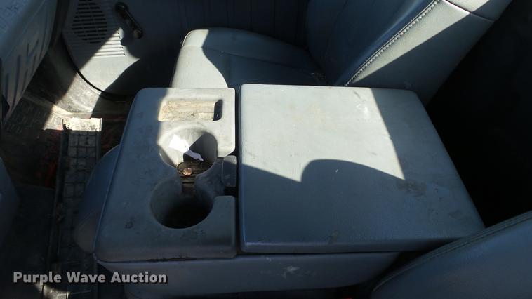 image for item DC5566 2012 Ford F250 Super Duty utility bed pickup truck